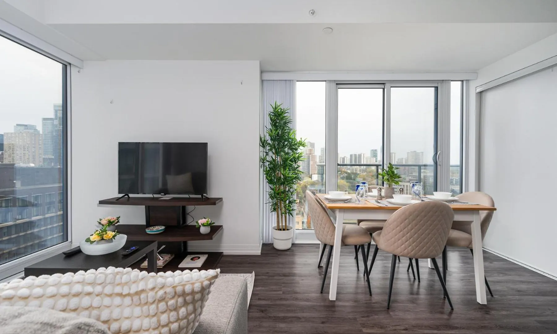 Fort York Suites Toronto Canada
